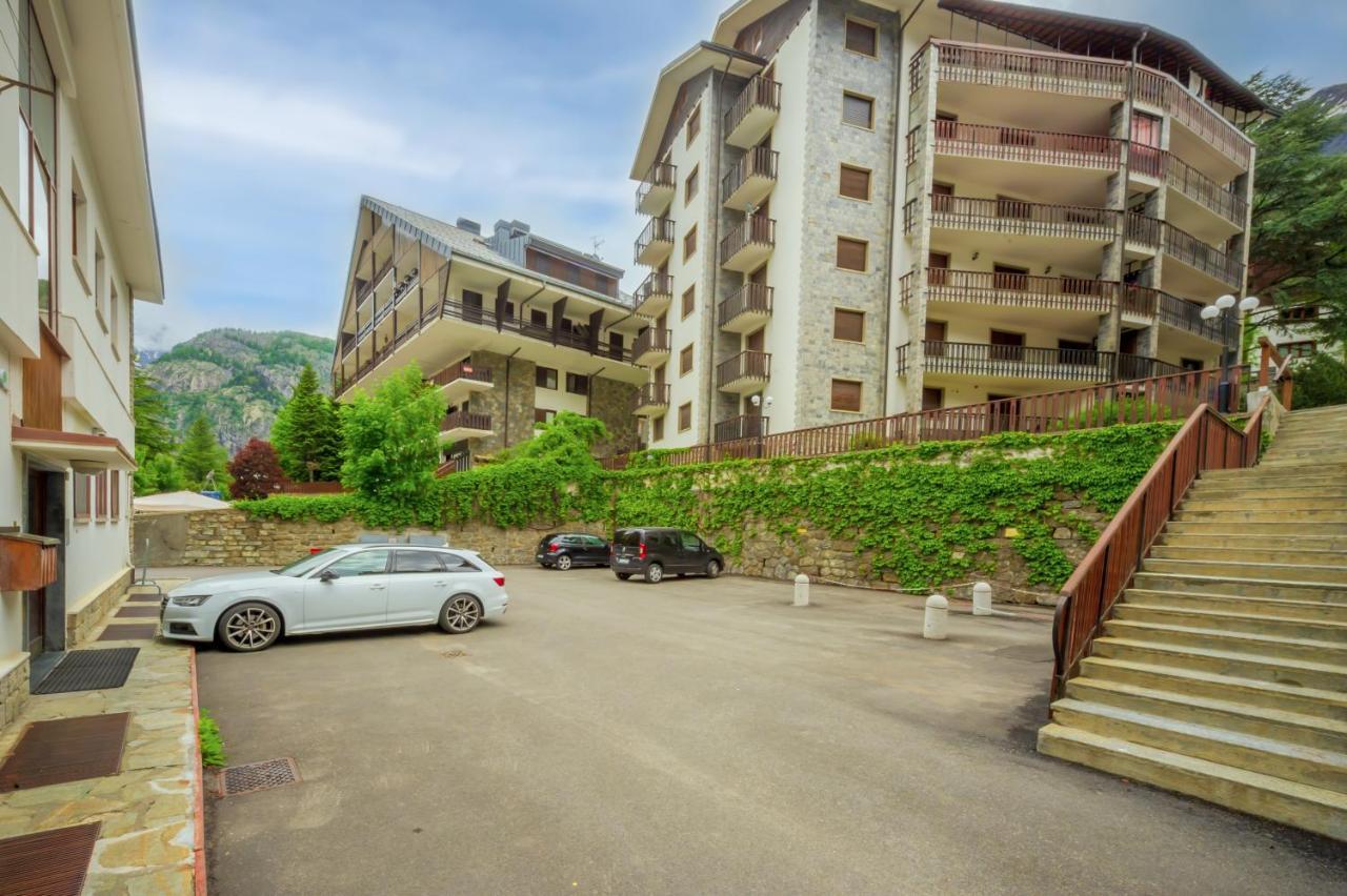 Appartamento Camille - Accogliente E Con Parcheggio - Cour 0078 Courmayeur Eksteriør bilde